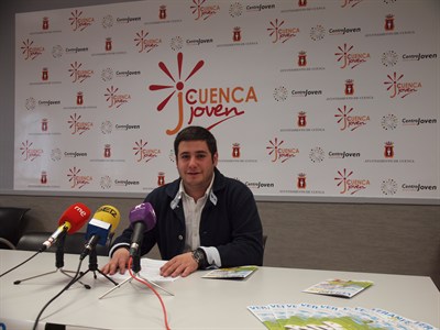 El programa “Verano Joven 2013” oferta más de 500 plazas en cursos, campamentos y viajes al extranjero