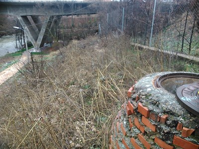 “Aguas de Cuenca” repara el colector de aguas residuales del Paseo del Júcar