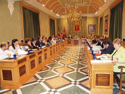 El Pleno aprueba definitivamente y por unanimidad la ordenanza de terrazas