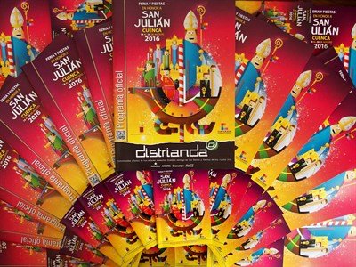 30.000 programas oficiales y gratuitos de la Feria y Fiestas de San Julián 2016 están siendo repartidos por diferentes puntos de la capital 