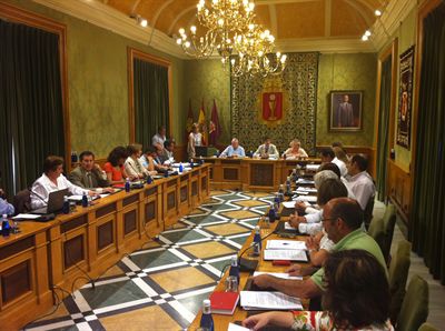 El pleno aprueba el proyecto de presupuestos sin unanimidad de los grupos