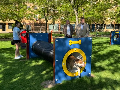 El parque de Siglo XXI, que estrena área canina, contará con un parque infantil