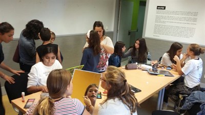 Más de un centenar de jóvenes han disfrutado de las actividades gratuitas ofertadas este fin de semana por el Centro Joven 