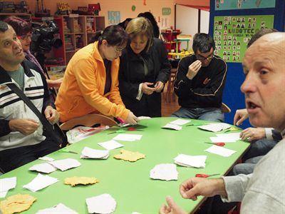 Mª Ángeles García visita las actividades del Centro del Consumidor 