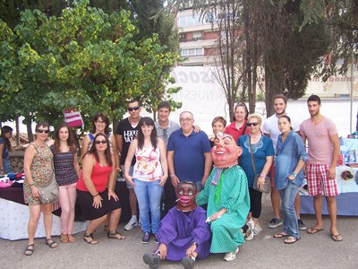 El alcalde inaugura la Tómbola Solidaria de la Asociación de Ayuda al Drogodependiente SAFA