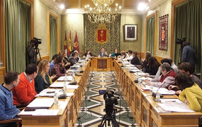 El Pleno aprueba todos los dictámenes presentados por el Equipo de Gobierno