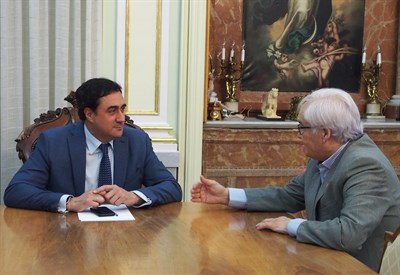 Ángel Mariscal anima a los conquenses a participar en la XV Carrera de la Fundación Leticia Castillejo 