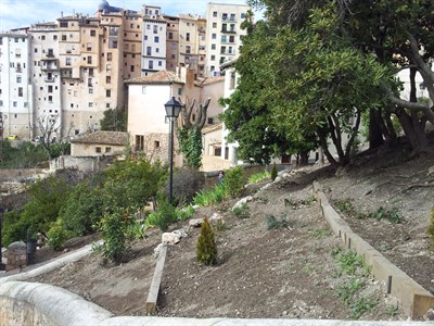 Finalizan las actuaciones de “Mejora de zonas ajardinadas en el Barrio de San Martín” en pleno Casco Antiguo de Cuenca