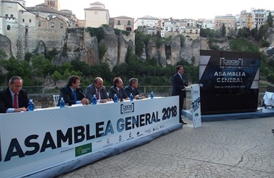 Mariscal expone ante los empresarios que la gestión municipal ha revertido la situación económica de Cuenca